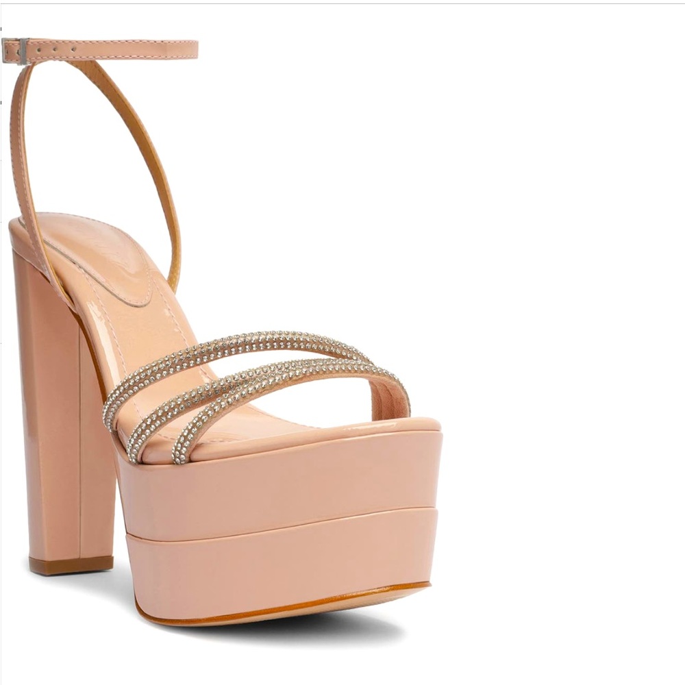 Excellent condition. Sexy heels.